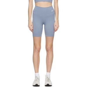 Nike One: Women’s Mid-Rise 18cm Bike Shorts